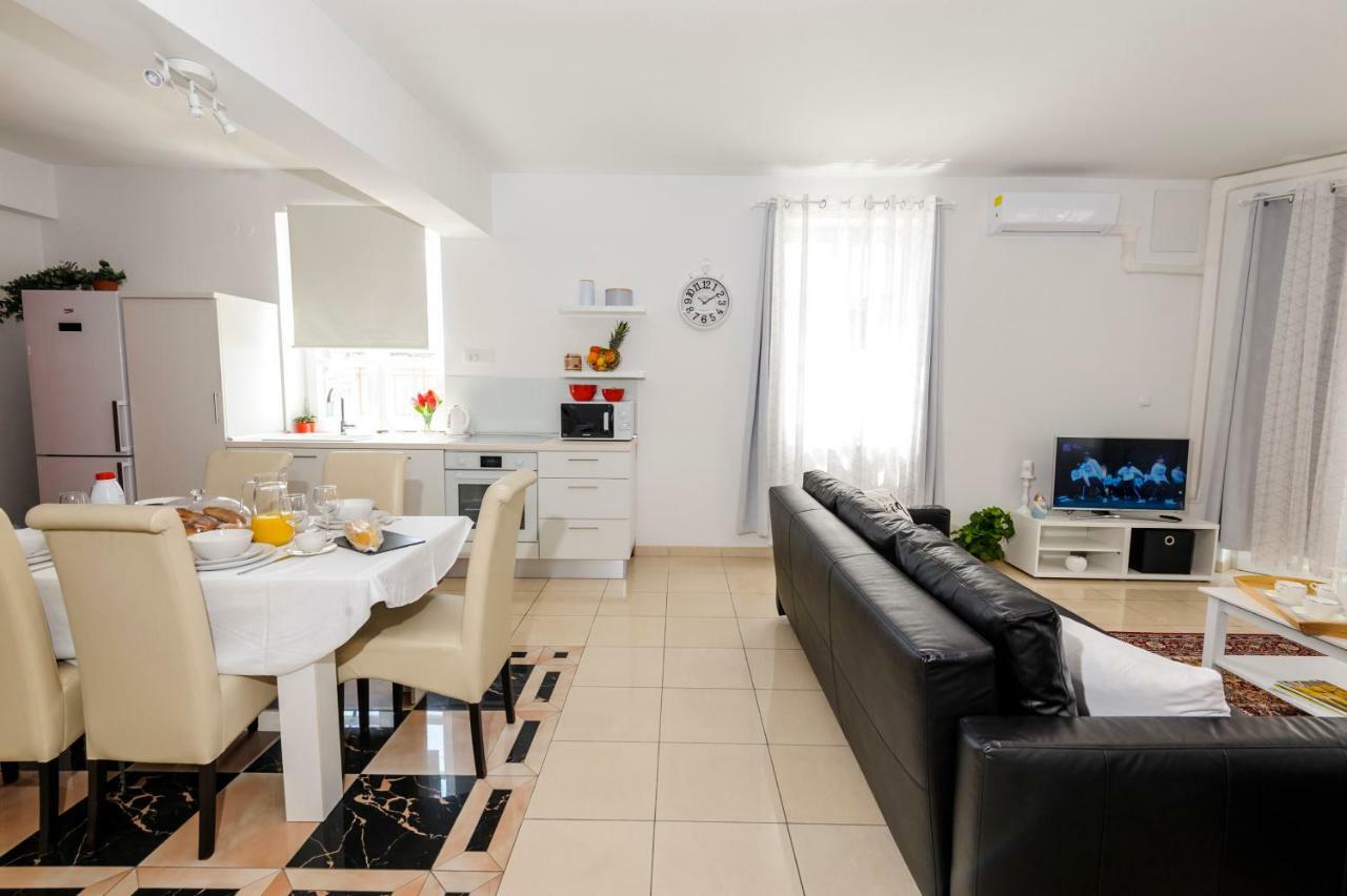 Bella Vita Upscale Residence Шибеник Екстер'єр фото